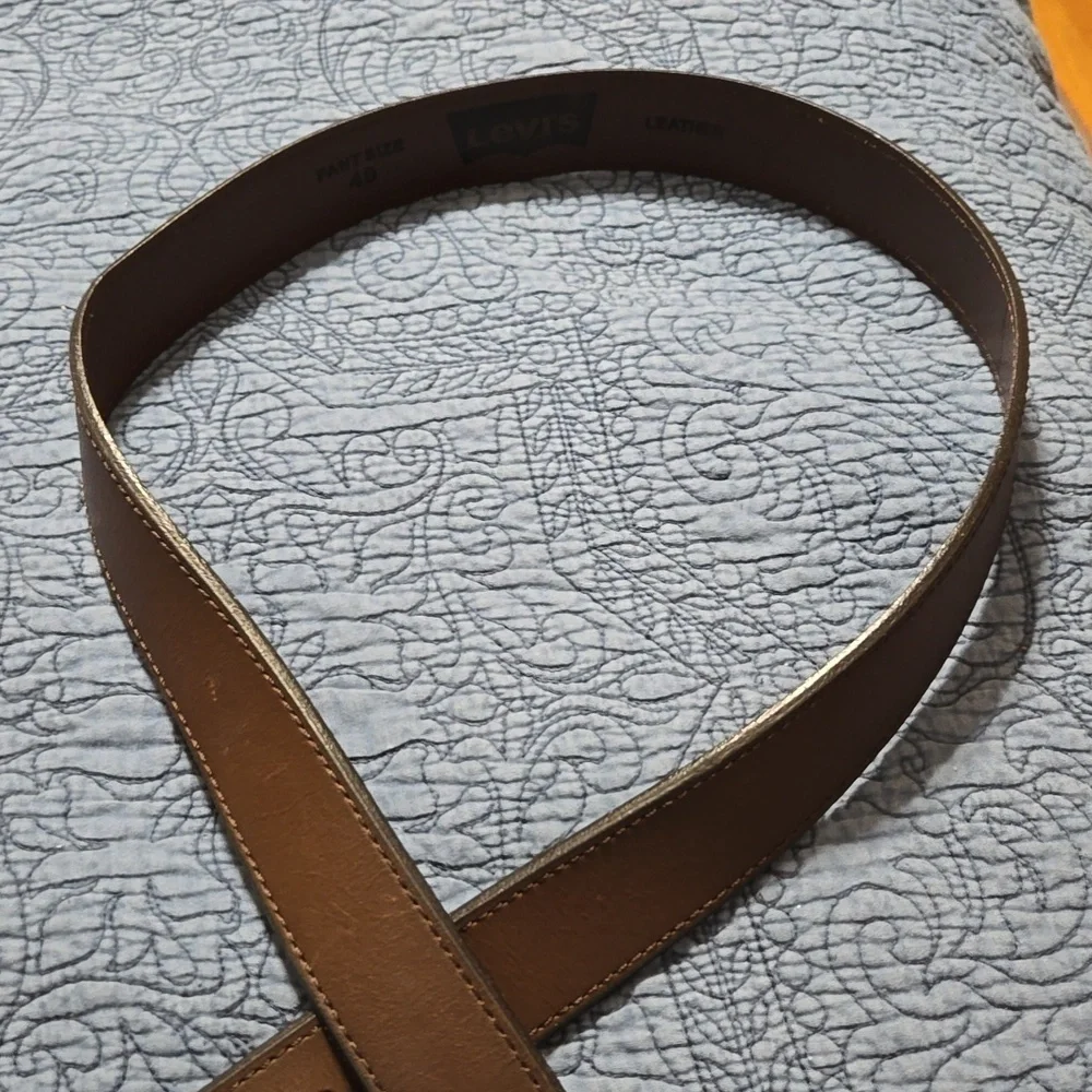 Levi's Men's Brown Leather Belt Size 40